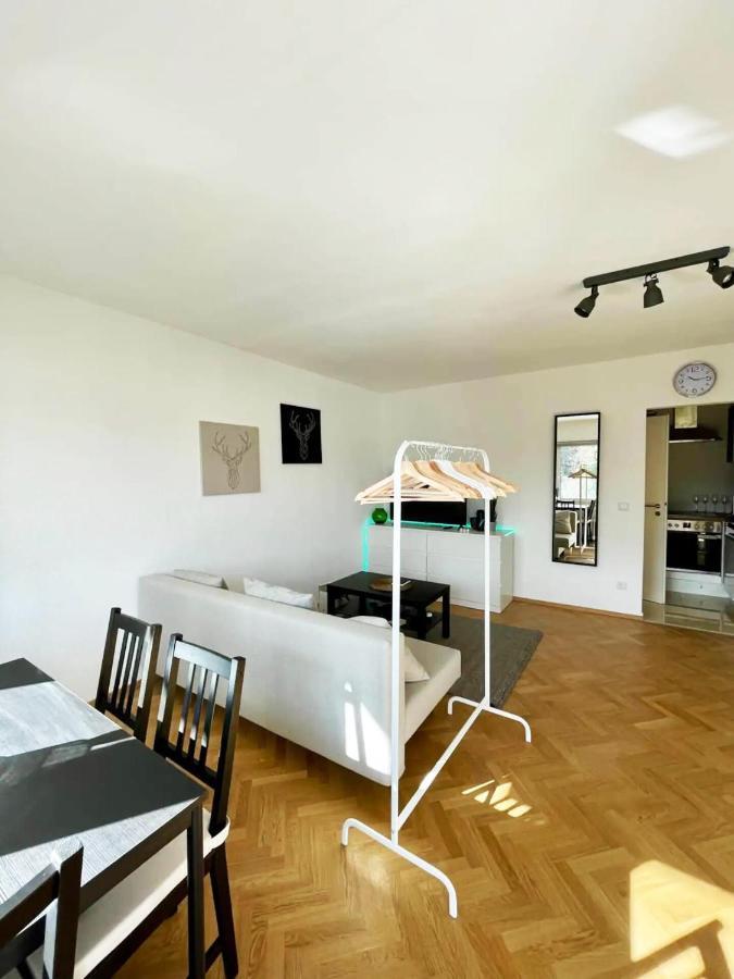Cozy Apartment With Kitchen + Balcony New! Эссен Экстерьер фото